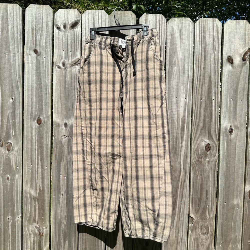Urban Outfitters Plaid Pants in Tan and Brown